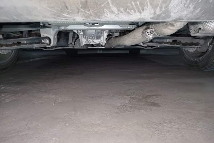 Used BMW 5 Series 2019 530Li Leading Model Luxury Package Chassis Rear