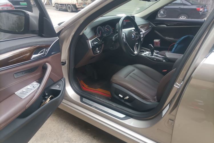 Used BMW 5 Series 2019 525Li Luxury Package Driver Seat