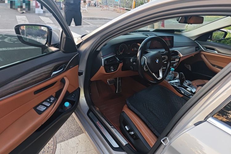 Used BMW 5 Series 2019 Updated 530Li xDrive Luxury Package Driver Seat