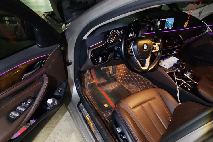 Used BMW 5 Series 2019 525Li Luxury Package Driver Seat