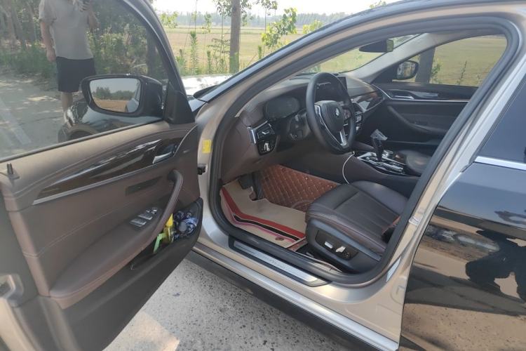 Used BMW 5 Series 2019 525Li Luxury Package Driver Seat