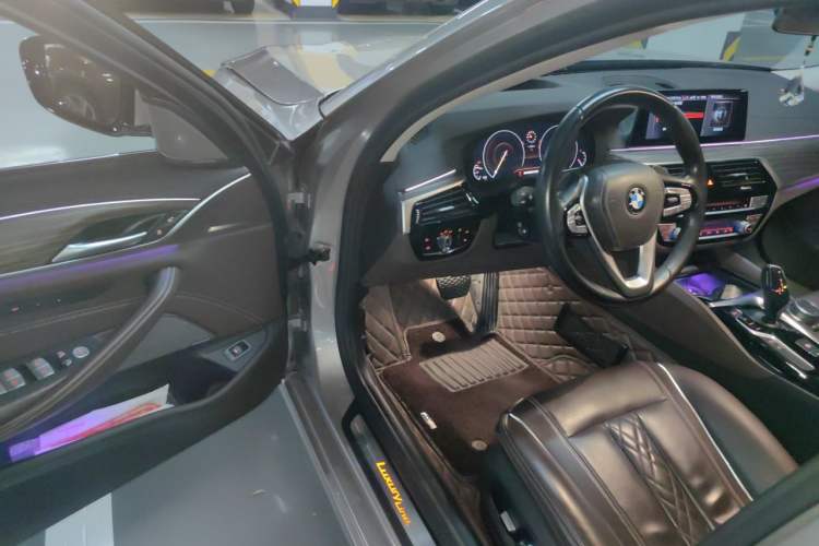 Used BMW 5 Series 2019 530Li Luxury Edition Premium Package Driver Seat