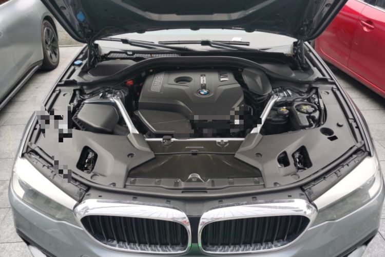 Used BMW 5 Series 2019 525i M Sport Package Engine Bay