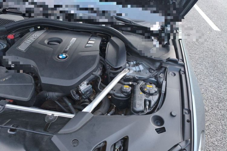 Used BMW 5 Series 2019 530i M Sport Package Engine Bay Left
