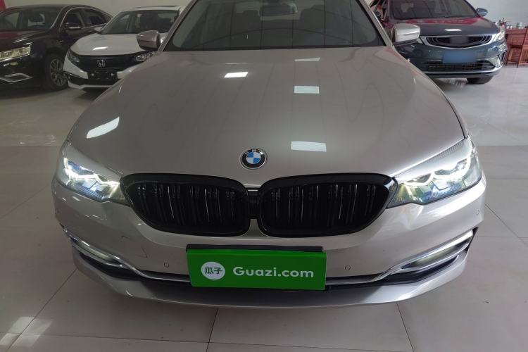 Used BMW 5 Series 2019 525Li Luxury Package Exterior 1