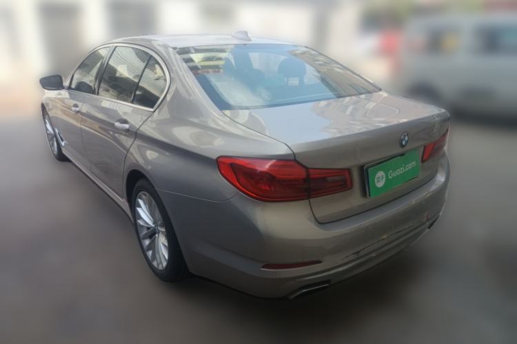 Used BMW 5 Series 2019 525Li Luxury Package Exterior 3