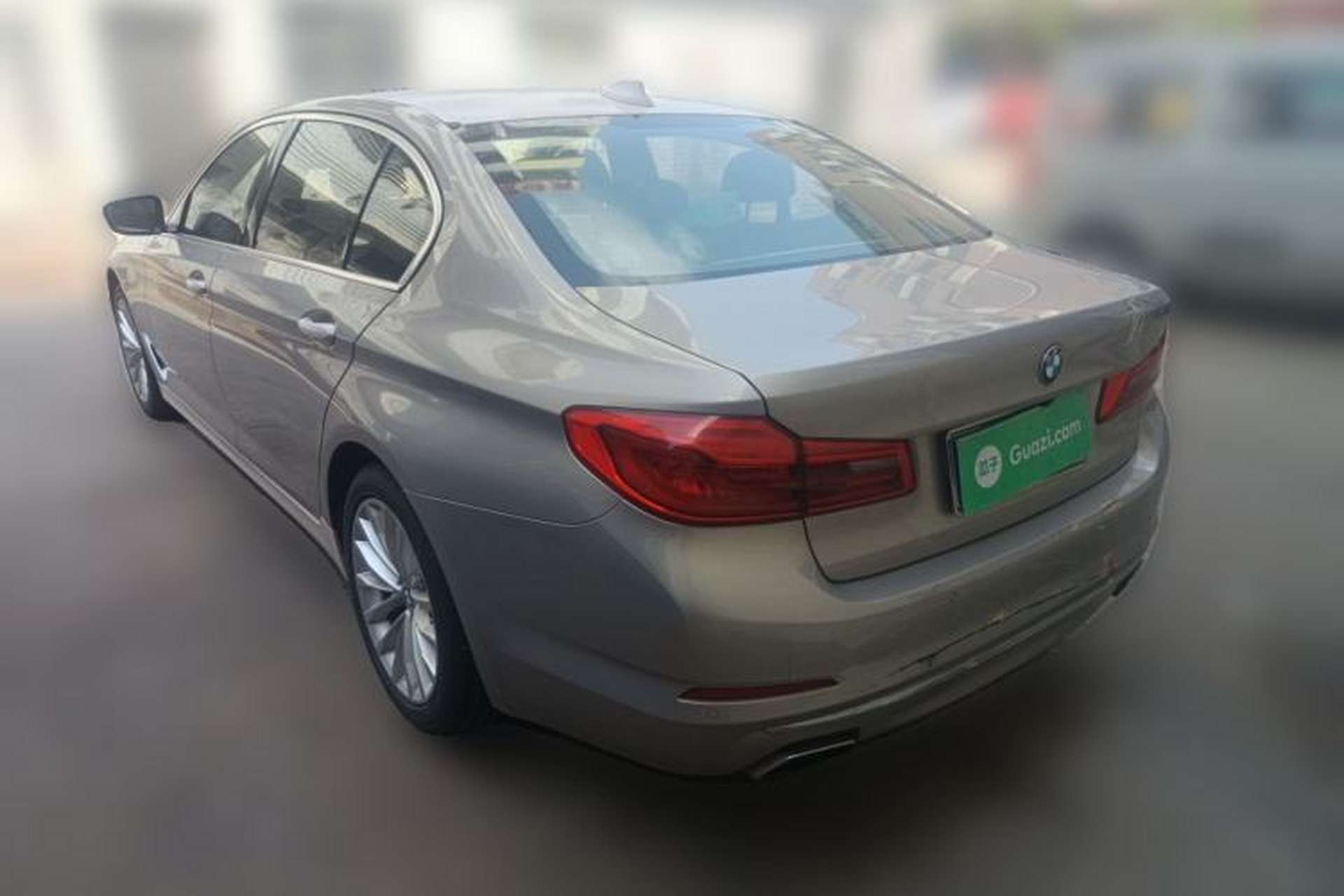 Used BMW 5 Series 2019 525Li Luxury Package Exterior 3