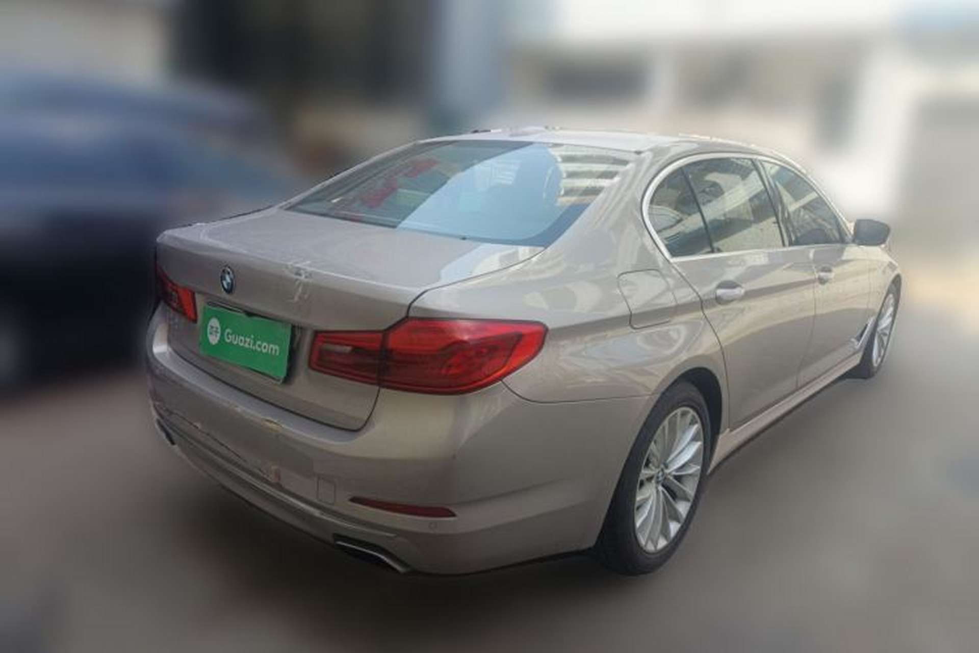 Used BMW 5 Series 2019 525Li Luxury Package Exterior 5