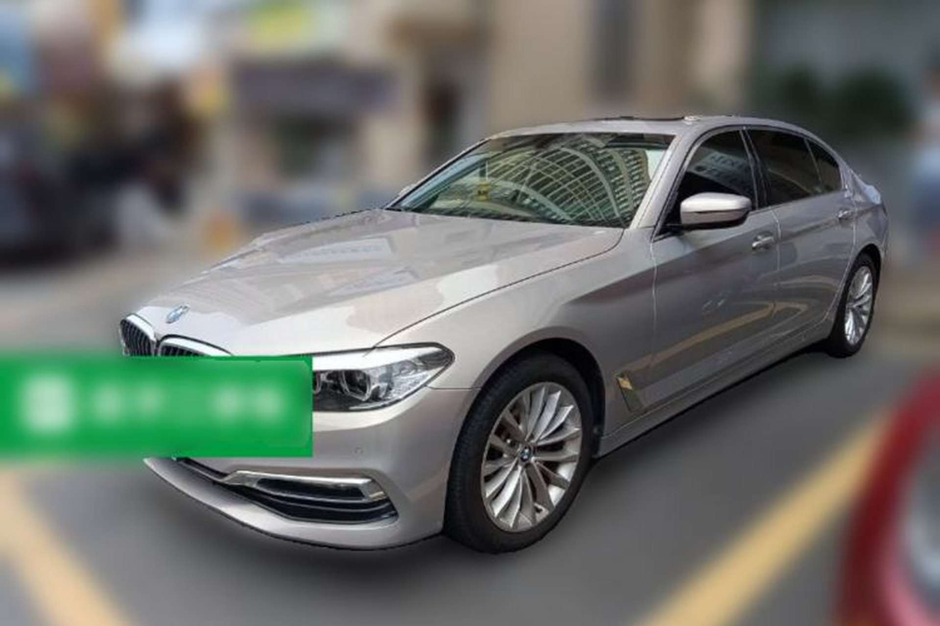 Used BMW 5 Series 2019 525Li Luxury Package Front Left 45 Deg
