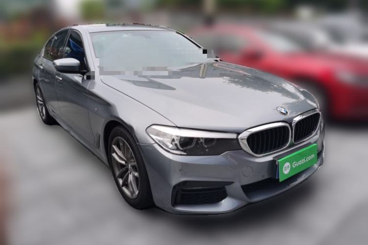 Used BMW 5 Series 2019 525i M Sport Package Front Right 45 Deg