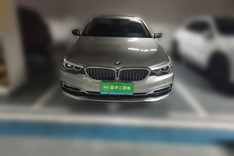 Used BMW 5 Series 2019 530Li Leading Model Luxury Package Front