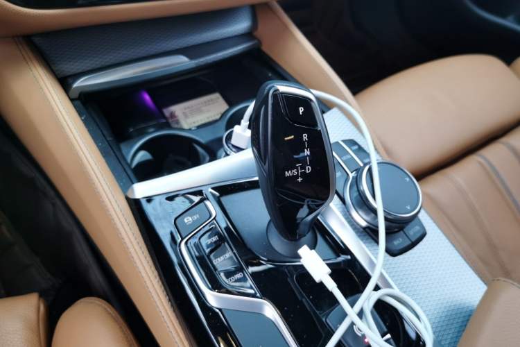 Used BMW 5 Series 2019 525i M Sport Package Gear Lever