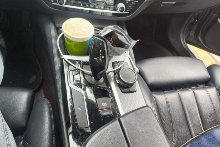 Used BMW 5 Series 2019 525i M Sport Package Gear Lever