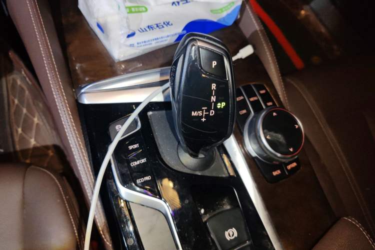 Used BMW 5 Series 2019 525Li Luxury Package Gear Lever