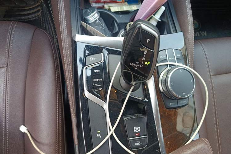 Used BMW 5 Series 2019 525Li Luxury Package Gear Lever