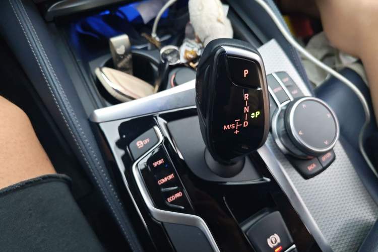 Used BMW 5 Series 2019 Restyled 525i M Sport Package Gear Lever