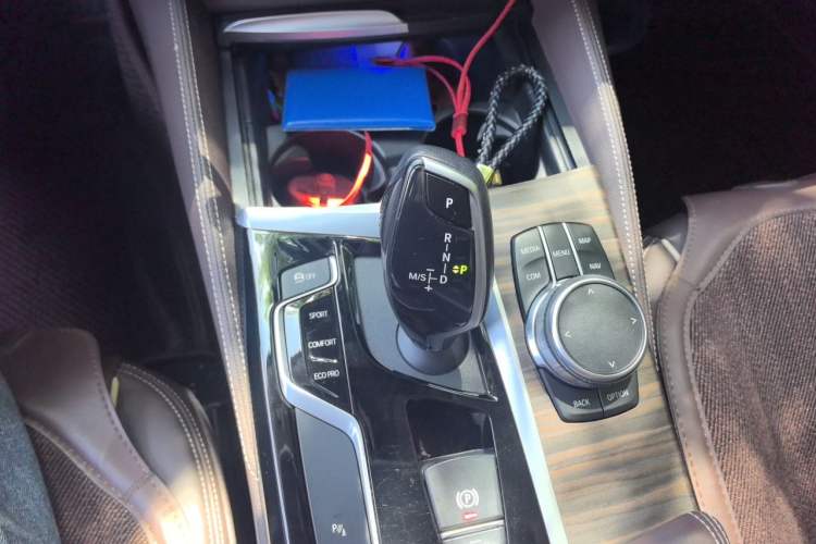 Used BMW 5 Series 2019 Updated 530Li xDrive Luxury Package Gear Lever