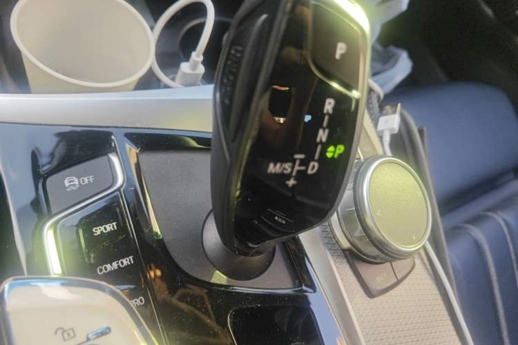 Used BMW 5 Series 2019 525i M Sport Package Gear Lever