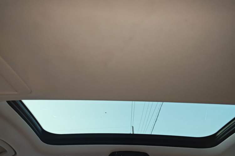 Used BMW 5 Series 2019 Updated 530Li xDrive Luxury Package Headliner