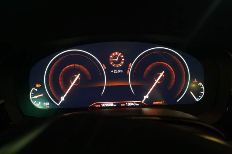 Used BMW 5 Series 2019 530Li Leading Model Luxury Package Instrument Cluster