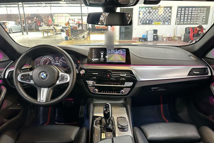 Used BMW 5 Series 2019 Restyled 525i M Sport Package Interior 2
