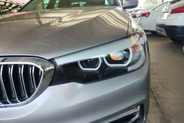 Used BMW 5 Series 2019 525Li Luxury Package Left Front Headlight