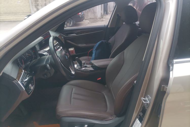 Used BMW 5 Series 2019 525Li Luxury Package Left Front Seat