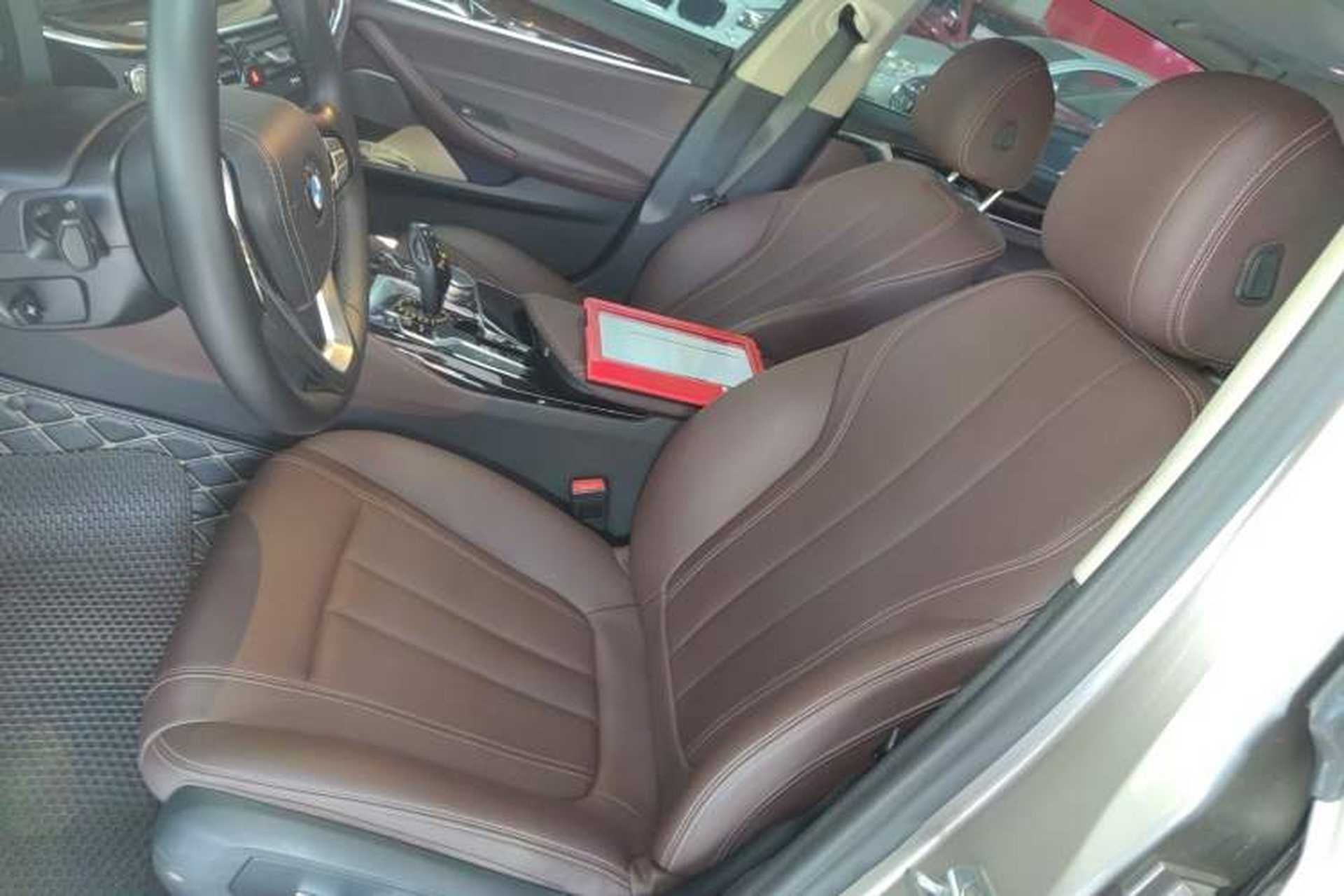 Used BMW 5 Series 2019 525Li Luxury Package Left Front Seat