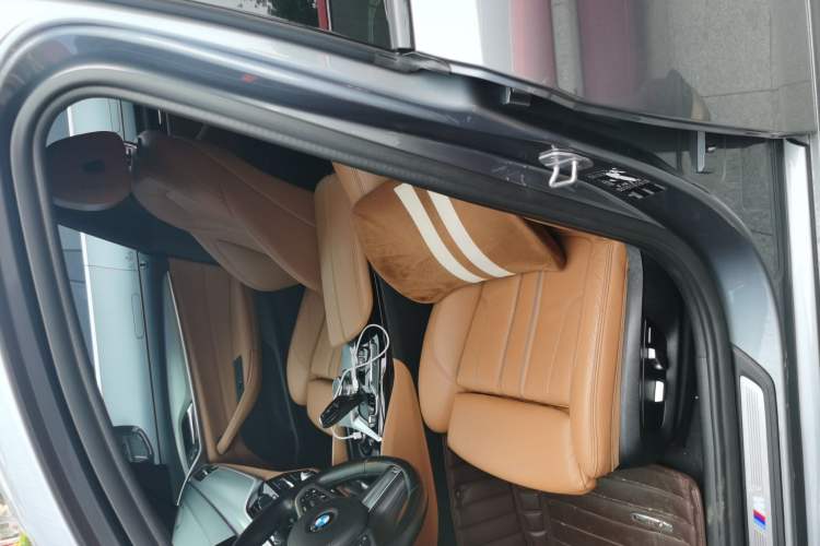 Used BMW 5 Series 2019 525i M Sport Package Left Front Seat