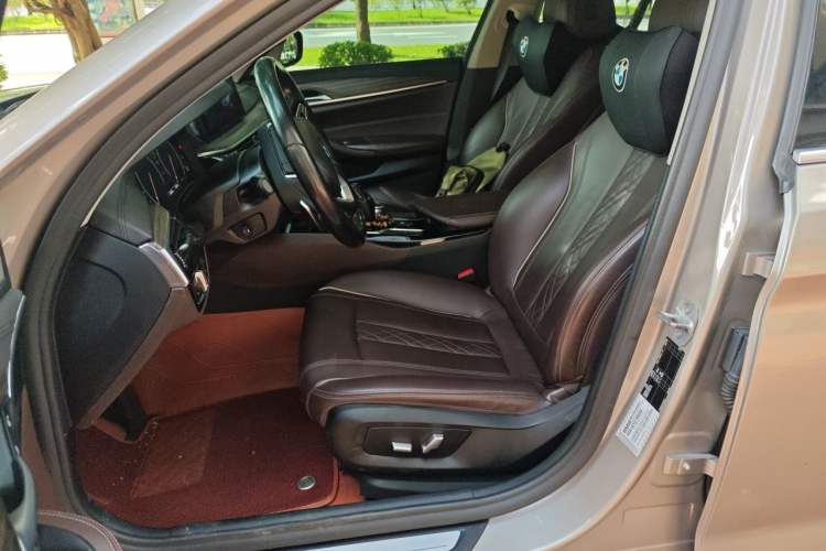 Used BMW 5 Series 2019 530Li Leading Model Luxury Package Left Front Seat