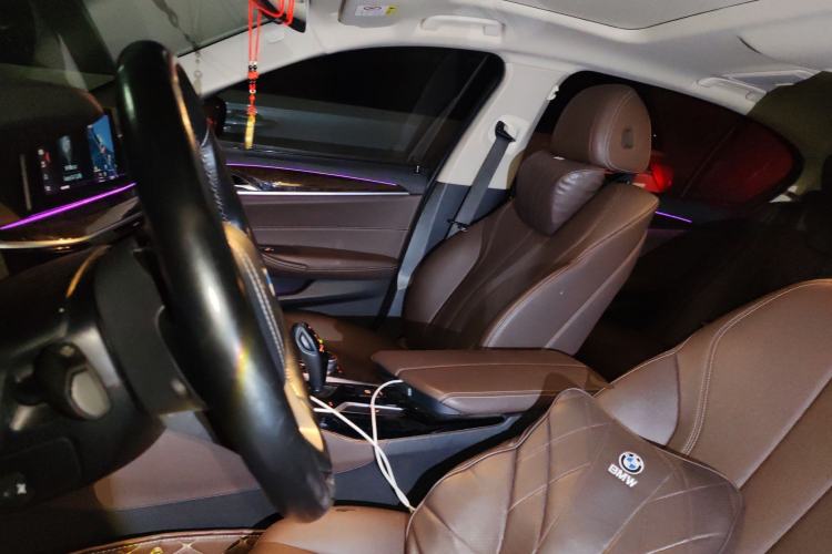 Used BMW 5 Series 2019 525Li Luxury Package Left Front Seat