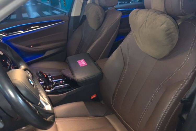 Used BMW 5 Series 2019 525Li Luxury Package Left Front Seat