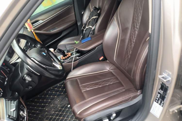Used BMW 5 Series 2019 530Li xDrive Luxury Package Left Front Seat