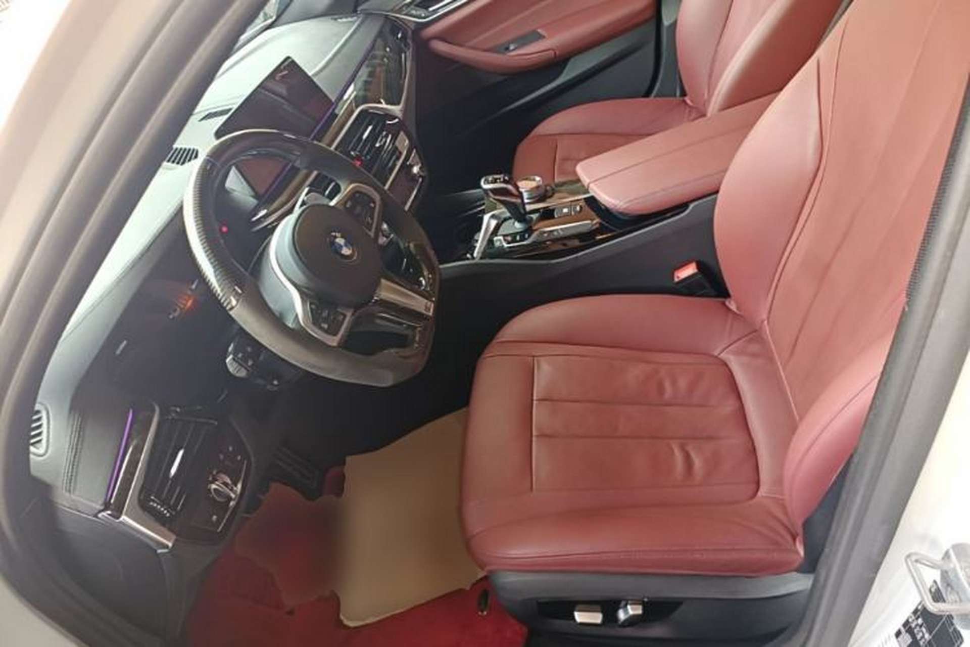 Used BMW 5 Series 2019 Restyled 530Li Luxury Edition M Sport Package Left Front Seat
