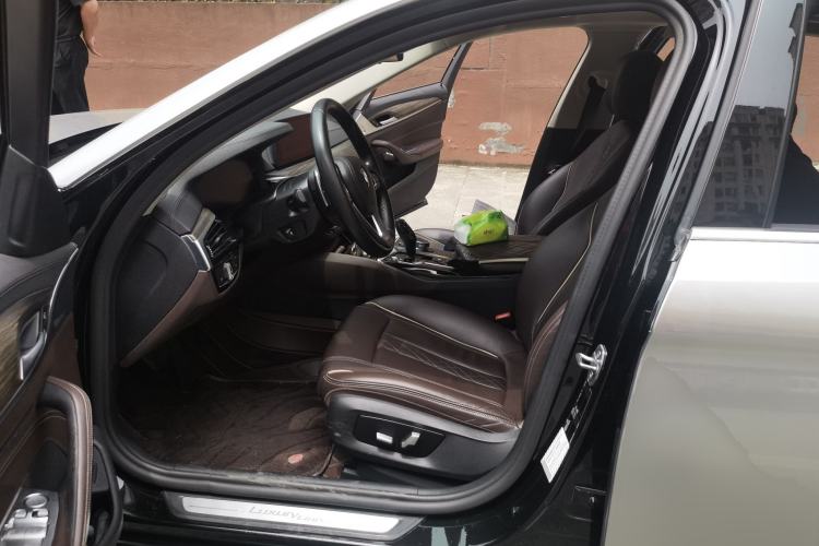 Used BMW 5 Series 2019 Facelifted 530Li Leading Edition Luxury Package Left Front Seat