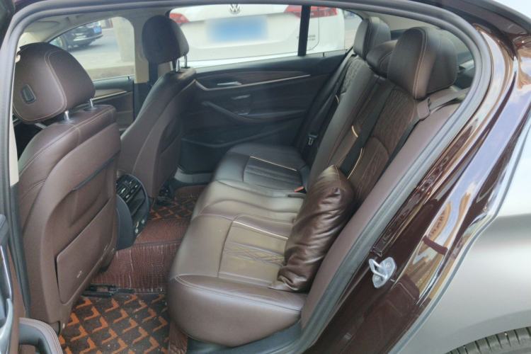 Used BMW 5 Series 2019 Updated 530Li xDrive Luxury Package Left Rear Seat