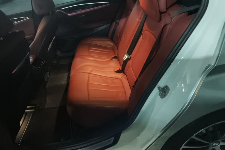 Used BMW 5 Series 2019 Facelifted 530Li Leading Edition M Sport Package Left Rear Seat