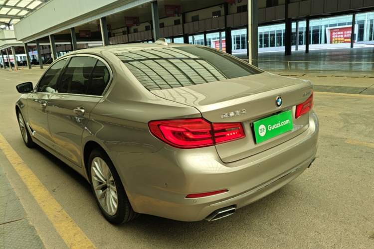 Used BMW 5 Series 2019 Facelifted 525Li Luxury Package Rear Left 45 Deg