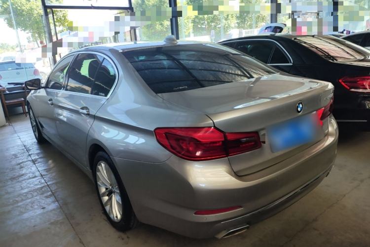 Used BMW 5 Series 2019 525Li Luxury Package Rear Left 45 Deg