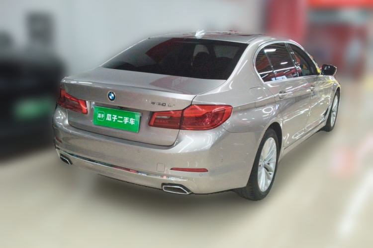 Used BMW 5 Series 2019 Facelifted 530Li Luxury Edition Premium Package Rear Right 45 Deg