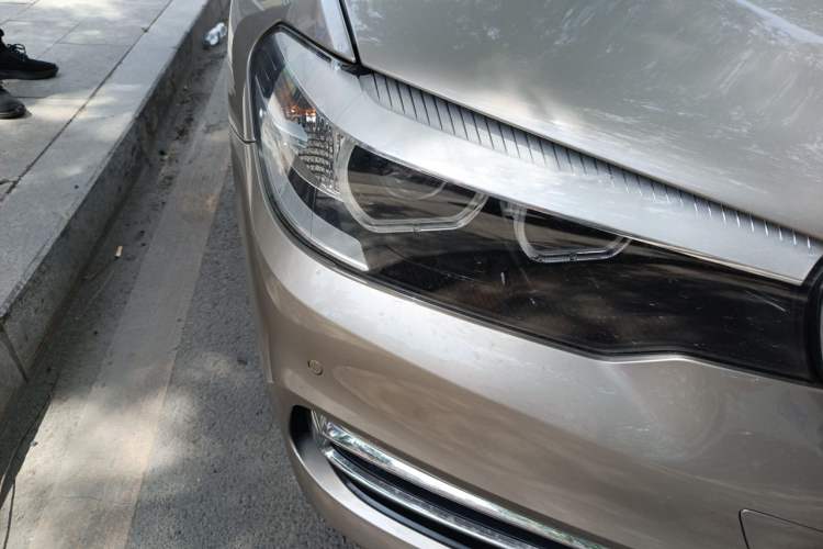 Used BMW 5 Series 2019 Facelifted 525Li Luxury Package Right Front Headlight