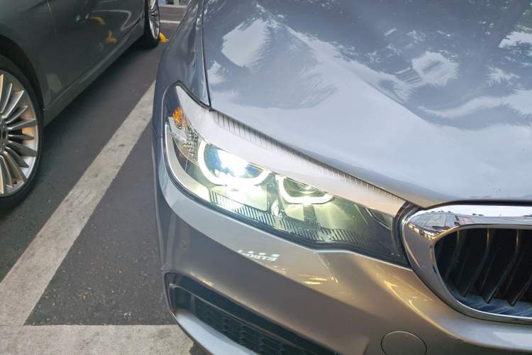 Used BMW 5 Series 2019 Restyled 525i M Sport Package Right Front Headlight