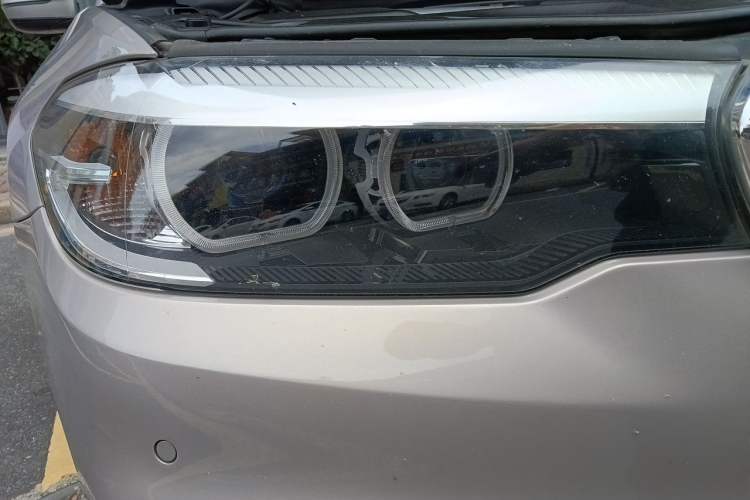 Used BMW 5 Series 2019 525Li Luxury Package Right Front Headlight