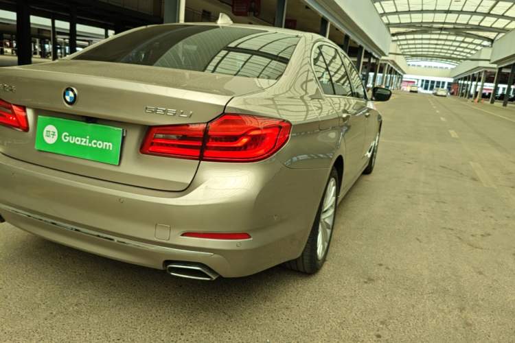 Used BMW 5 Series 2019 Facelifted 525Li Luxury Package Right Rear Taillight