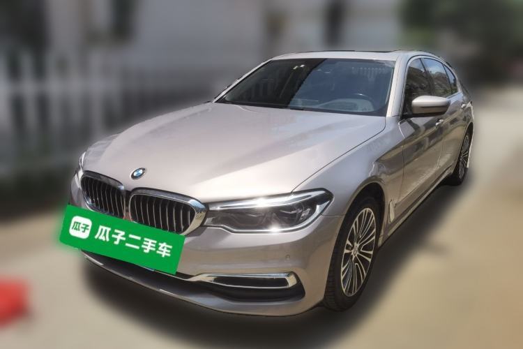 Used BMW 5 Series 2019 530Li Luxury Edition Premium Package Guazi used car, China used car export, Used car for sale, Used cars, Cheapest cars for sale