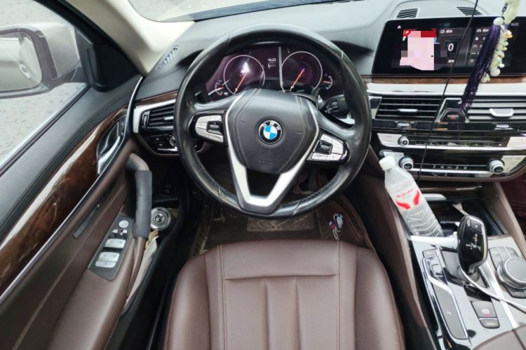 Used BMW 5 Series 2019 525Li Luxury Package Steering Wheel