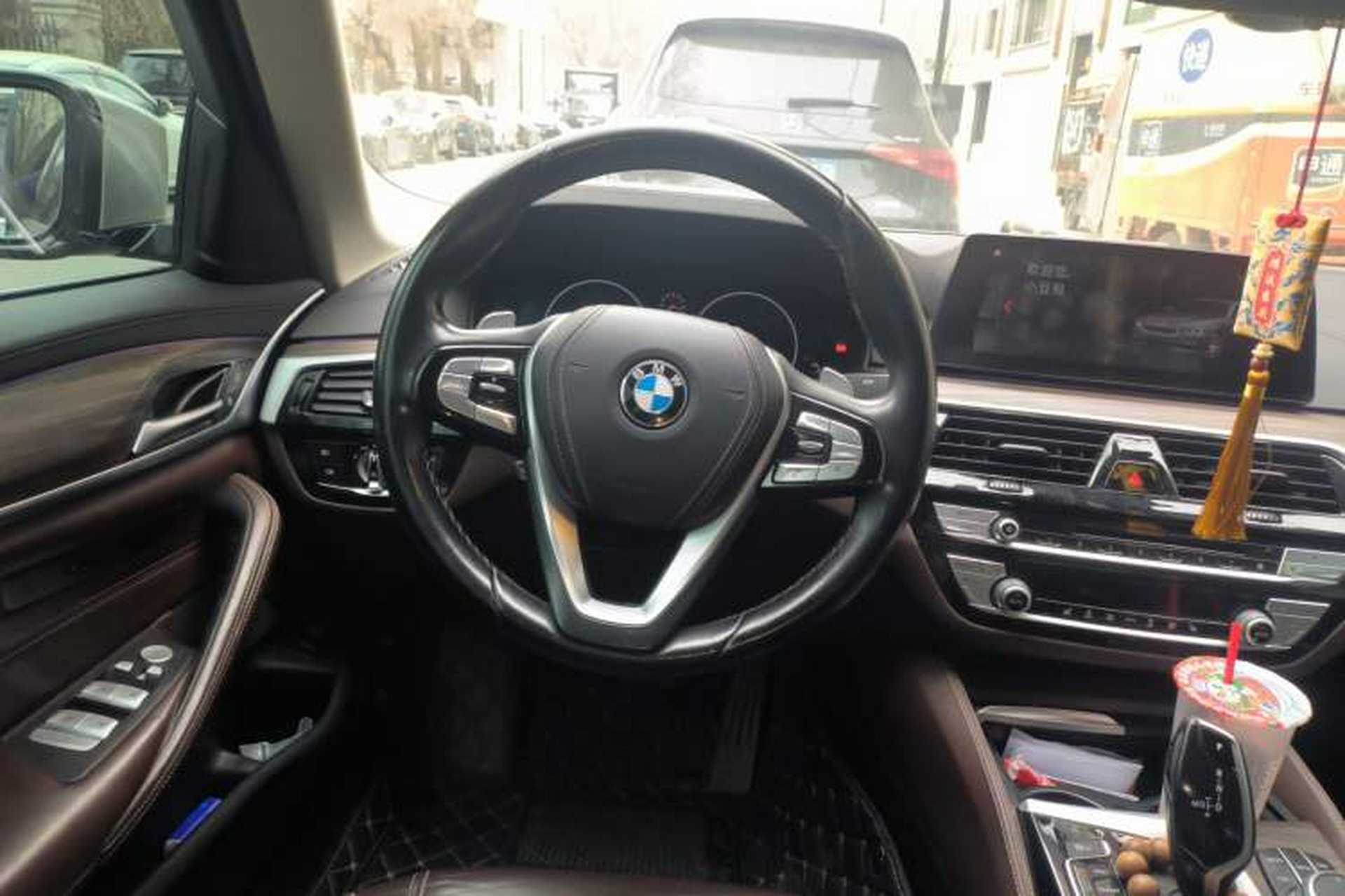 Used BMW 5 Series 2019 530Li xDrive Luxury Package Steering Wheel
