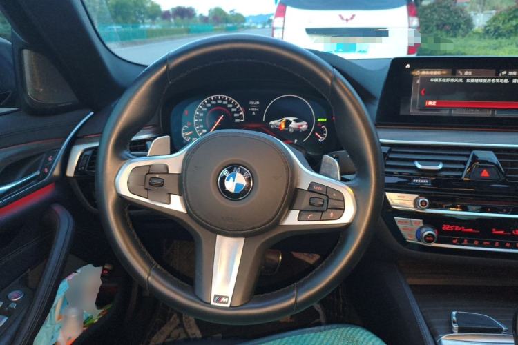 Used BMW 5 Series 2019 530i M Sport Package Steering Wheel