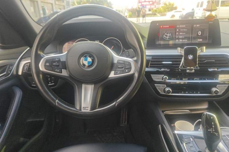 Used BMW 5 Series 2019 525i M Sport Package Steering Wheel