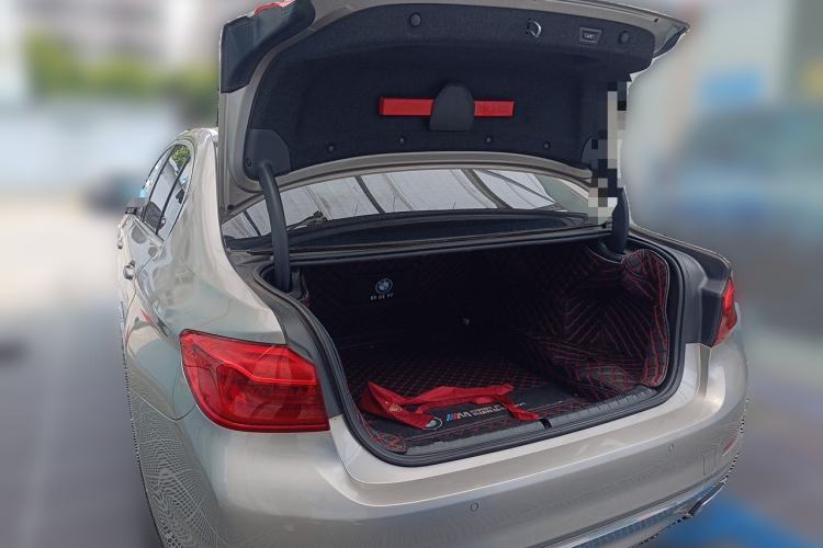 Used BMW 5 Series 2019 Facelifted 530Li Leading Edition Luxury Package Trunk